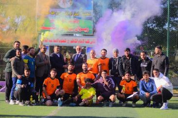 منتخب قسم الإعلام يتوّج بطلاً لبطولة كأس كلية الإمام الكاظم (عليه السلام)