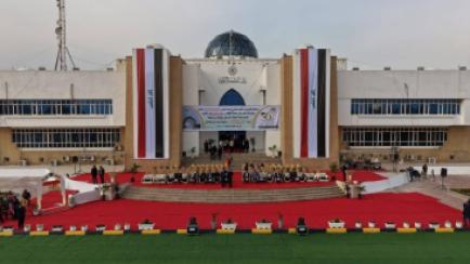 بمشاركة عميد كلية الإمام الكاظم (عليه السلام)… جامعة الكوفة تحتفي بتخرّج الدفعة السادسة والثلاثين من