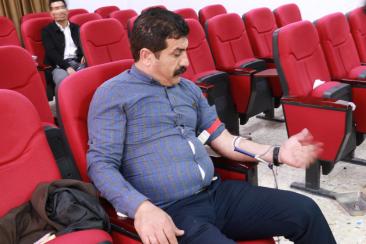 كلية الإمام الكاظم (عليه السلام) تنظم حملة إنسانية للتبرع بالدم