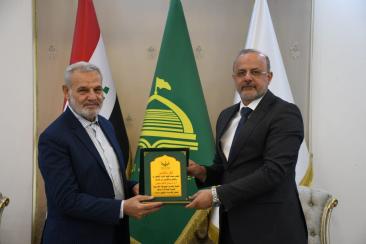 تقديرًا لسنواتٍ من العطاء العلمي… عمادة كلية الإمام الكاظم (ع) تثمّن العطاء الأكاديمي للدكتور صادق ك