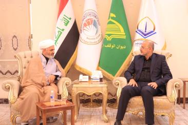 Imam Al-Kadhim  University College  Dean Meets with the Dean of the Faculty of Sciences and Knowledg