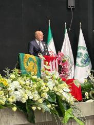 عميد كلية الإمام الكاظم (عليه السلام) يشارك في المؤتمر الدولي حول إعمار العتبات المقدسة في جامعة أصف