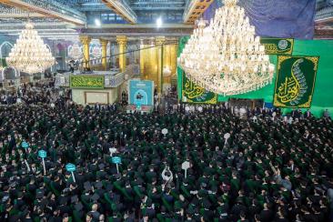 حضور بارز لطلبة كلية الإمام الكاظم (عليه السلام) في النسخة السادسة من الحفل المركزي لتخرج الجامعات ا